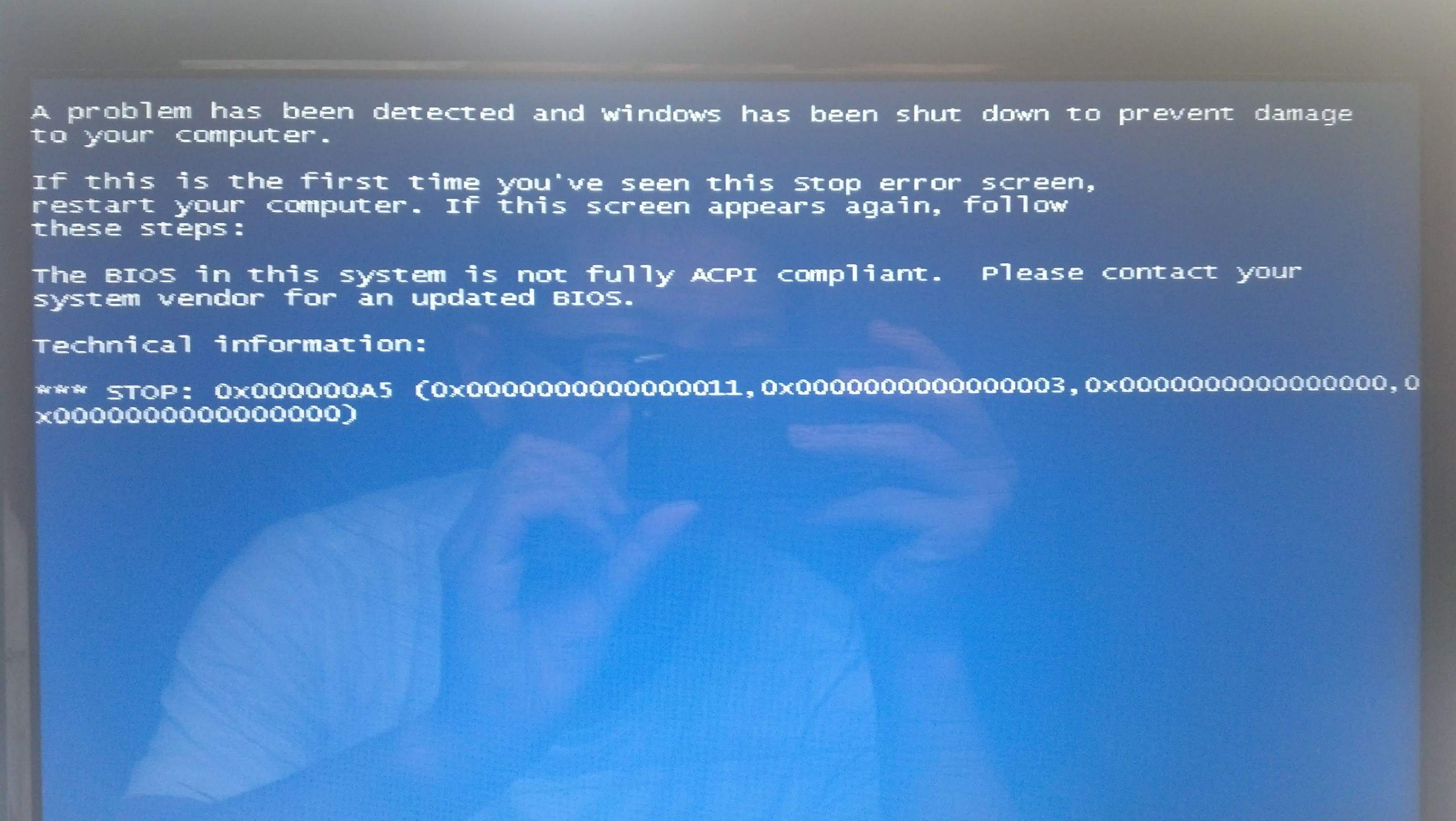 黑客解决电脑蓝屏的方式(windows蓝屏解决方法)