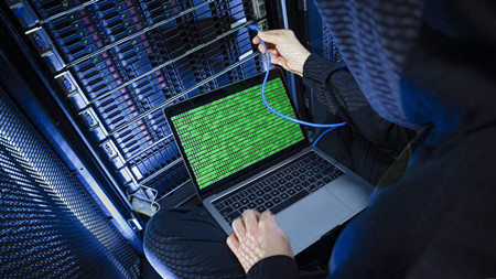 黑客入侵美国计算机(黑客入侵美国防空系统)